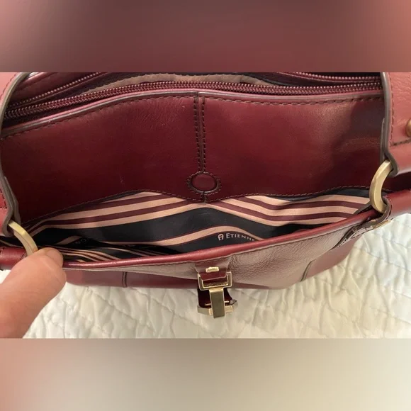 Etienne Aigner Burgundy Leather Shoulder Bag - Picture 6 of 15